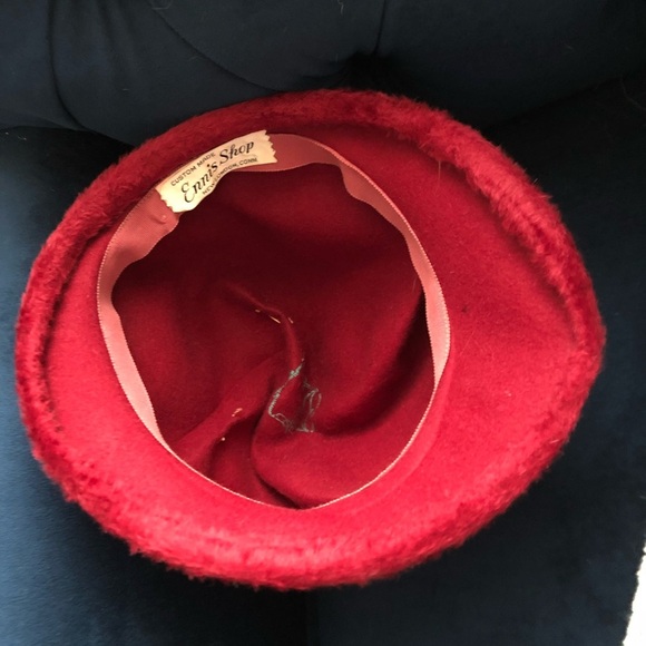 Vintage Molded Cranberry Hat main image 7
